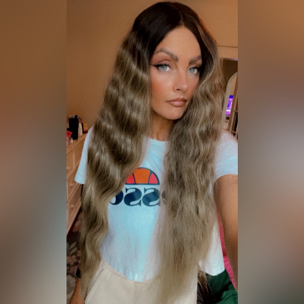 Zeeelle synthetic